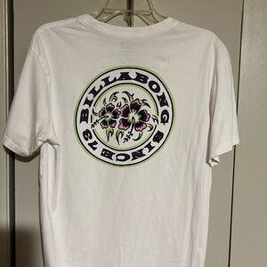 White billabong tshirt